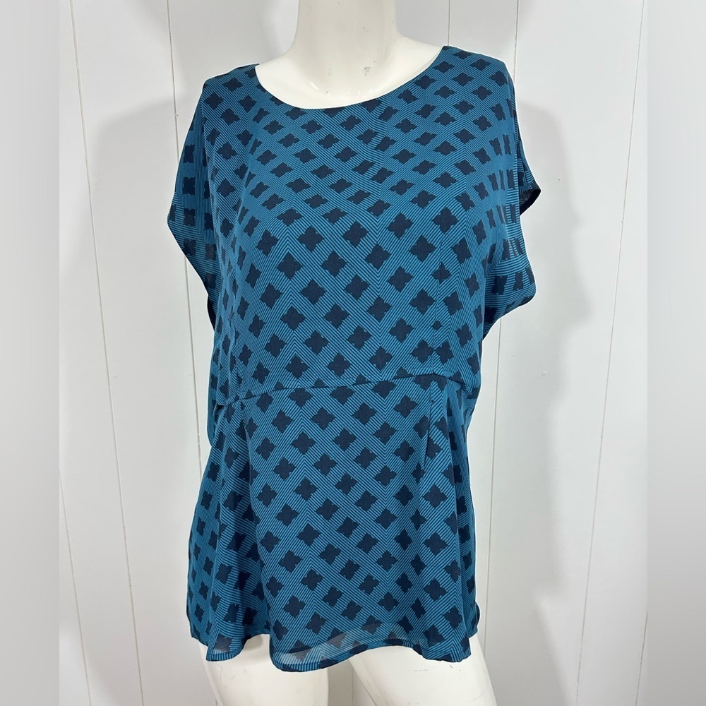 Cabi Womens Tunic Top Blouse Size M Blue-green Crew Neck Pleated Dolman Sleeves